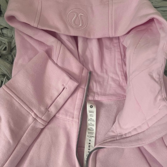 lululemon athletica Jackets & Blazers - NWOT lululemon full zip scuba